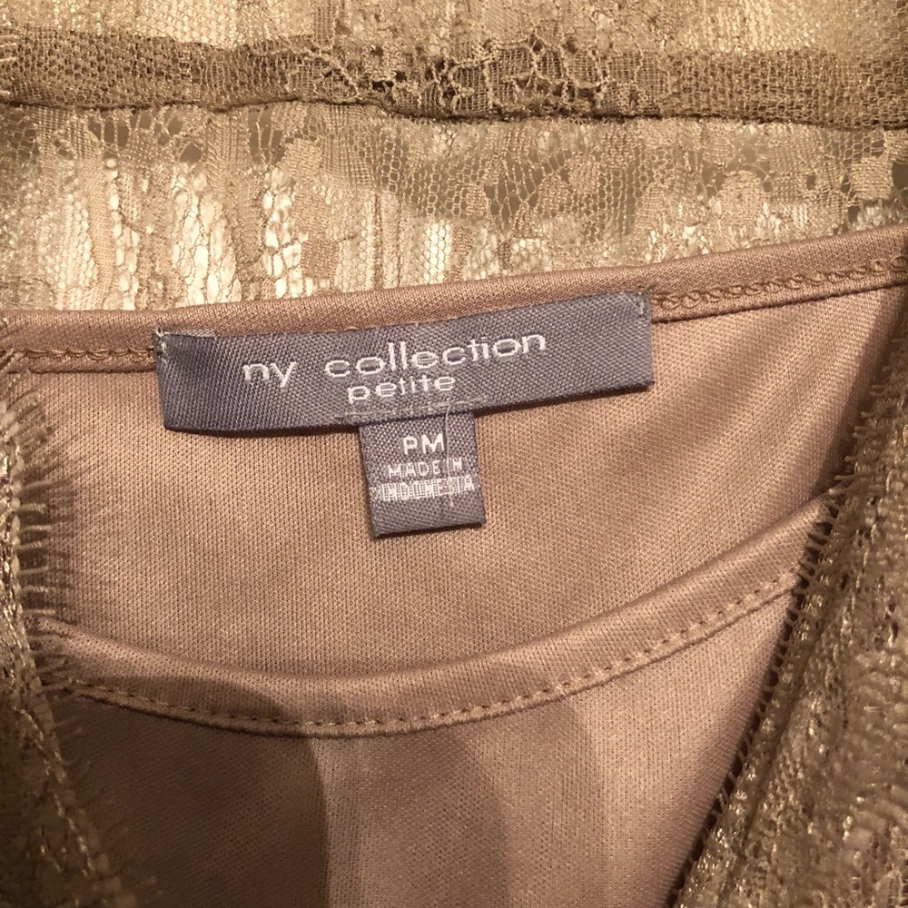 Blouse - Picture 3 of 3